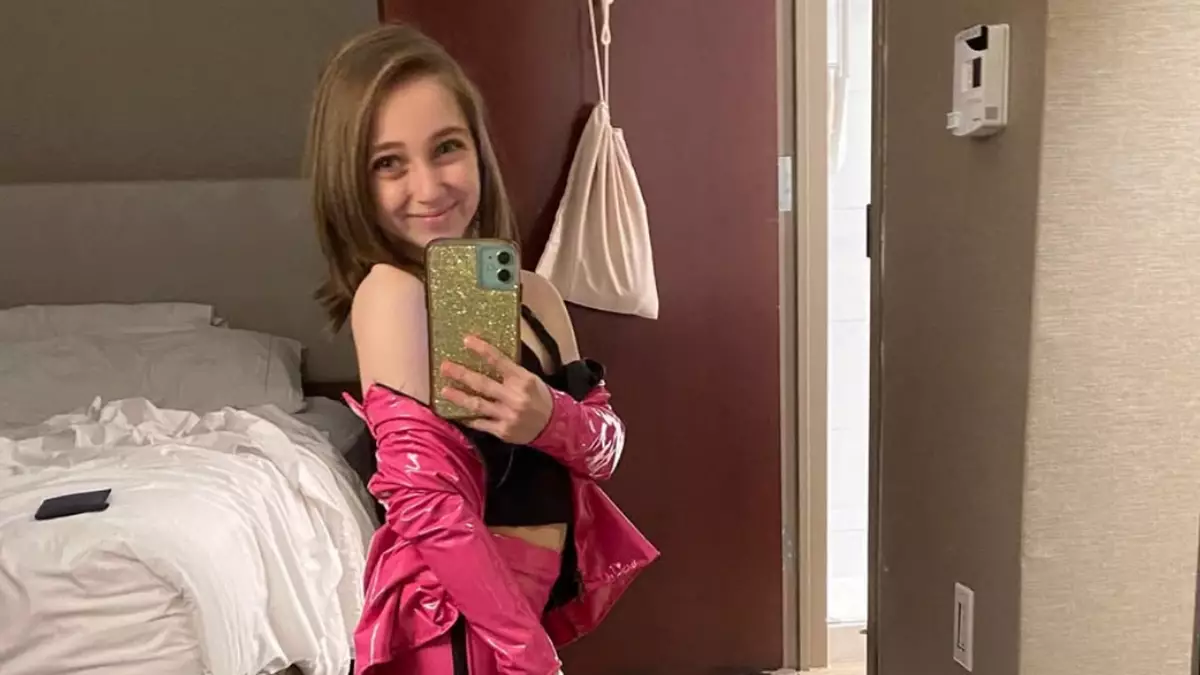 Woman 'trapped in eight-year-old body' reveals reason she hides her boyfriend's identity - Celebrity - LADbible
