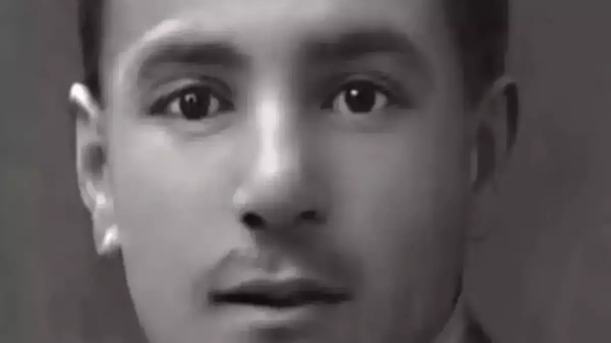 Man who discovered DNA on 100-year-old shawl 'confirming' Jack the Ripper's identity speaks out on his finding