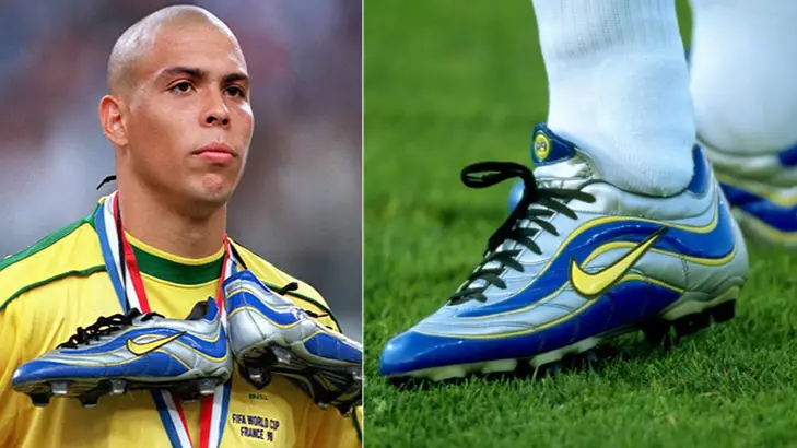 Fat ronaldo boots hotsell