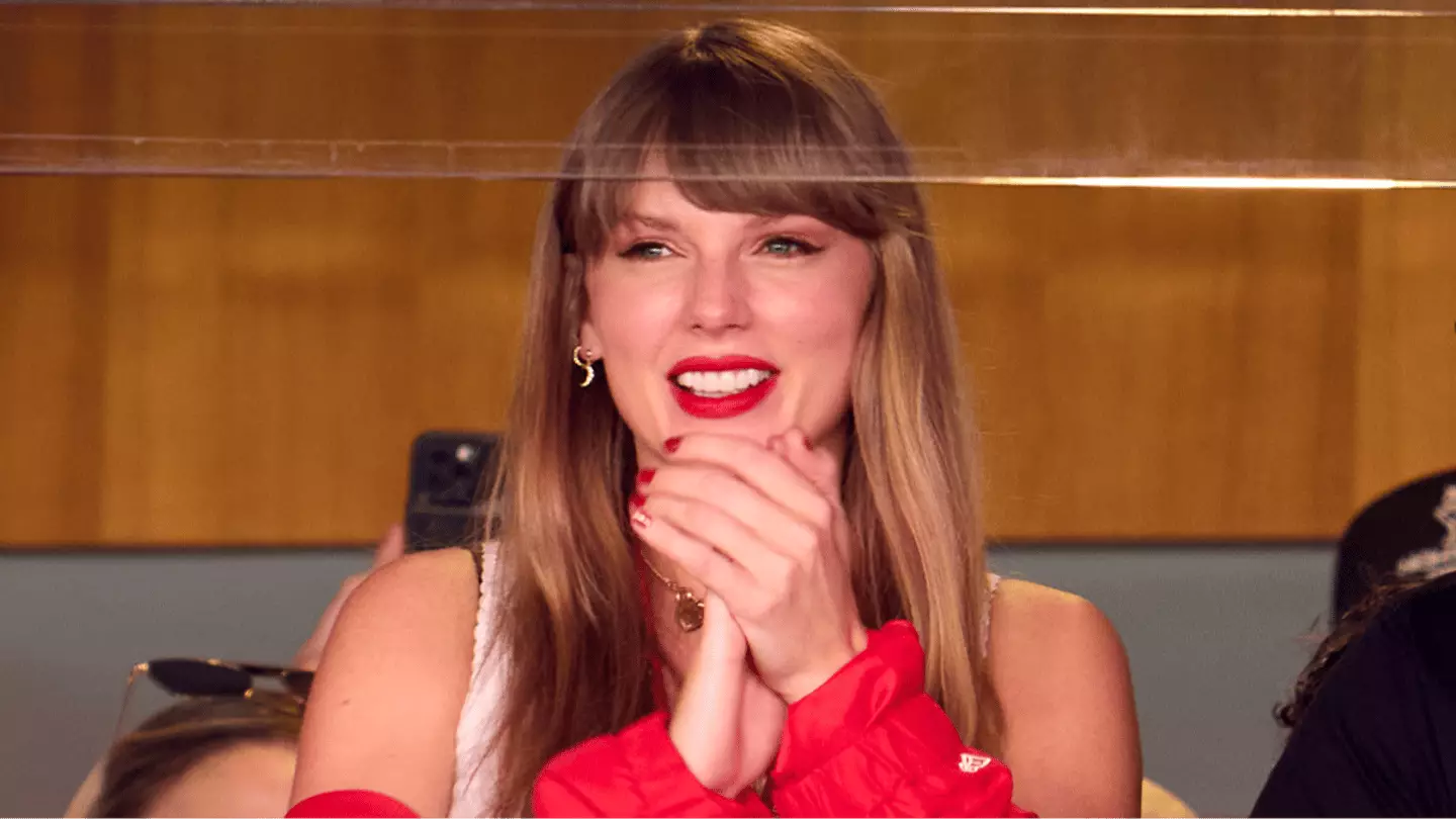 Jennifer Lawrence ‘what do you mean’ moment on Hot Ones becomes instant