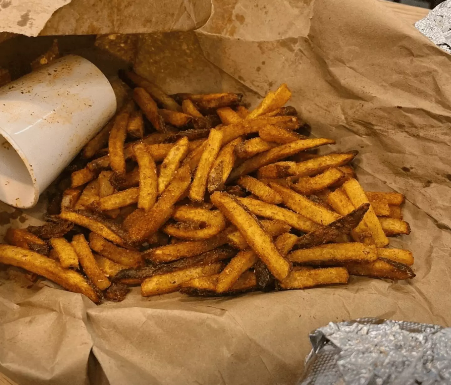 Fries Many Five Guys customers are only just finding out why you get loads of ...