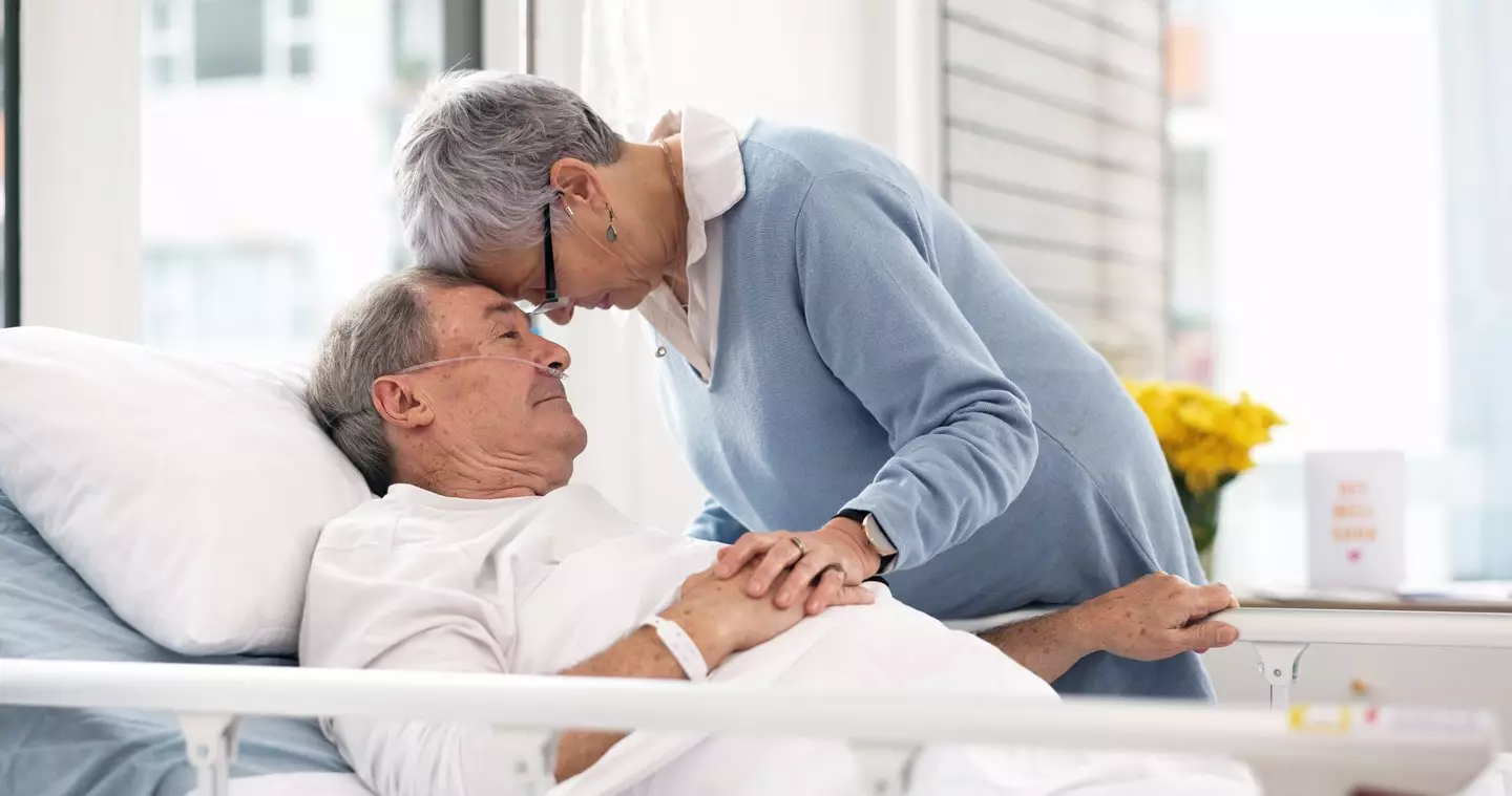 Deathbed Talk Experts reveal the key things you should say and do for a loved one on ...