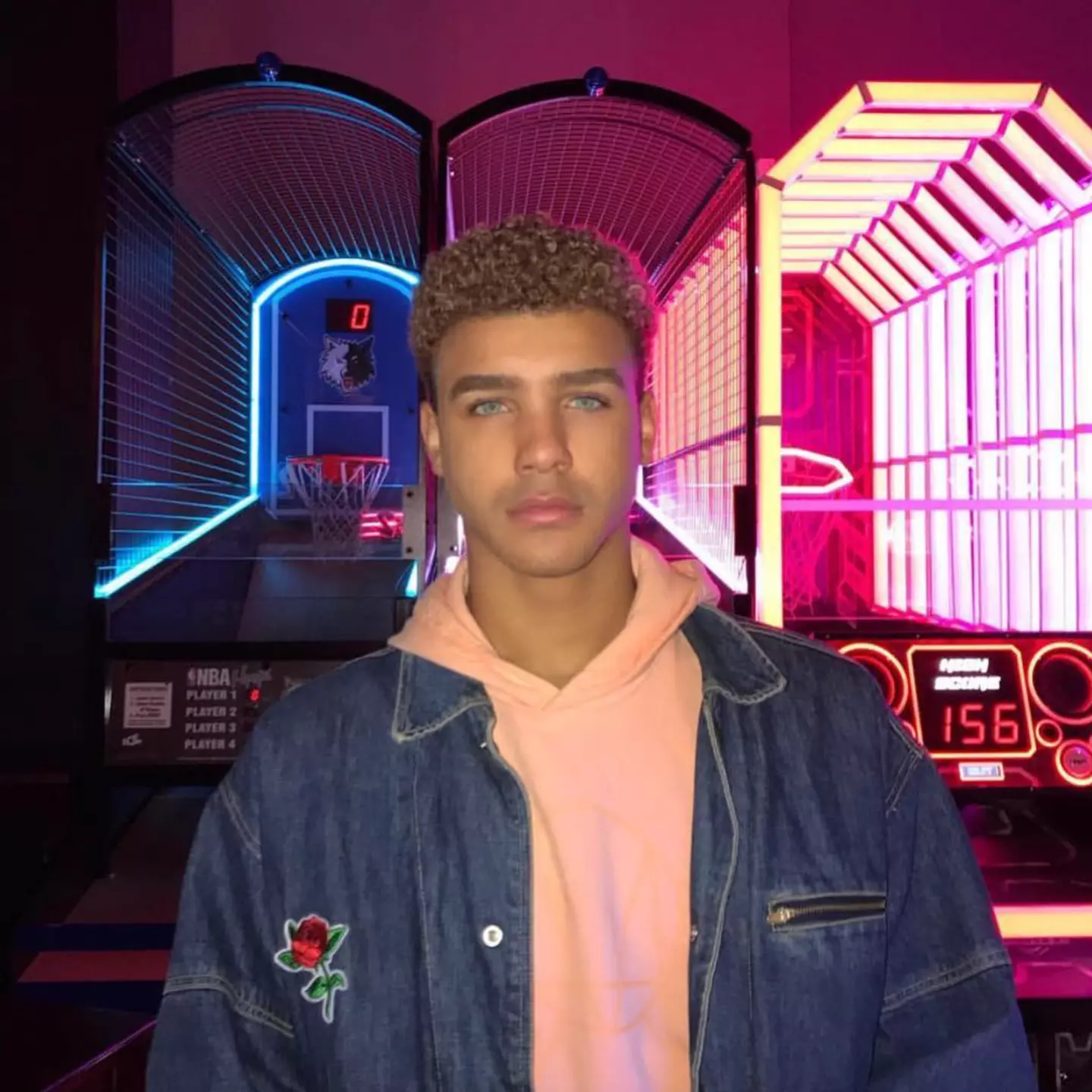 Gen Z boy who went viral explains why he won't talk to his family ...