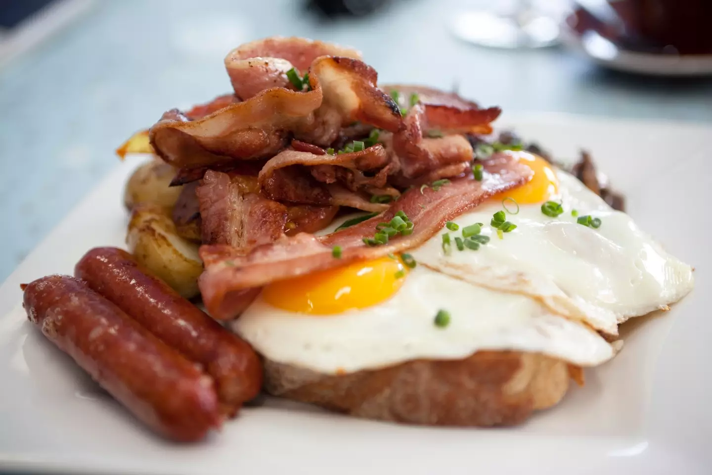 You can't beat a full English breakfast (djgunner via Getty Images)
