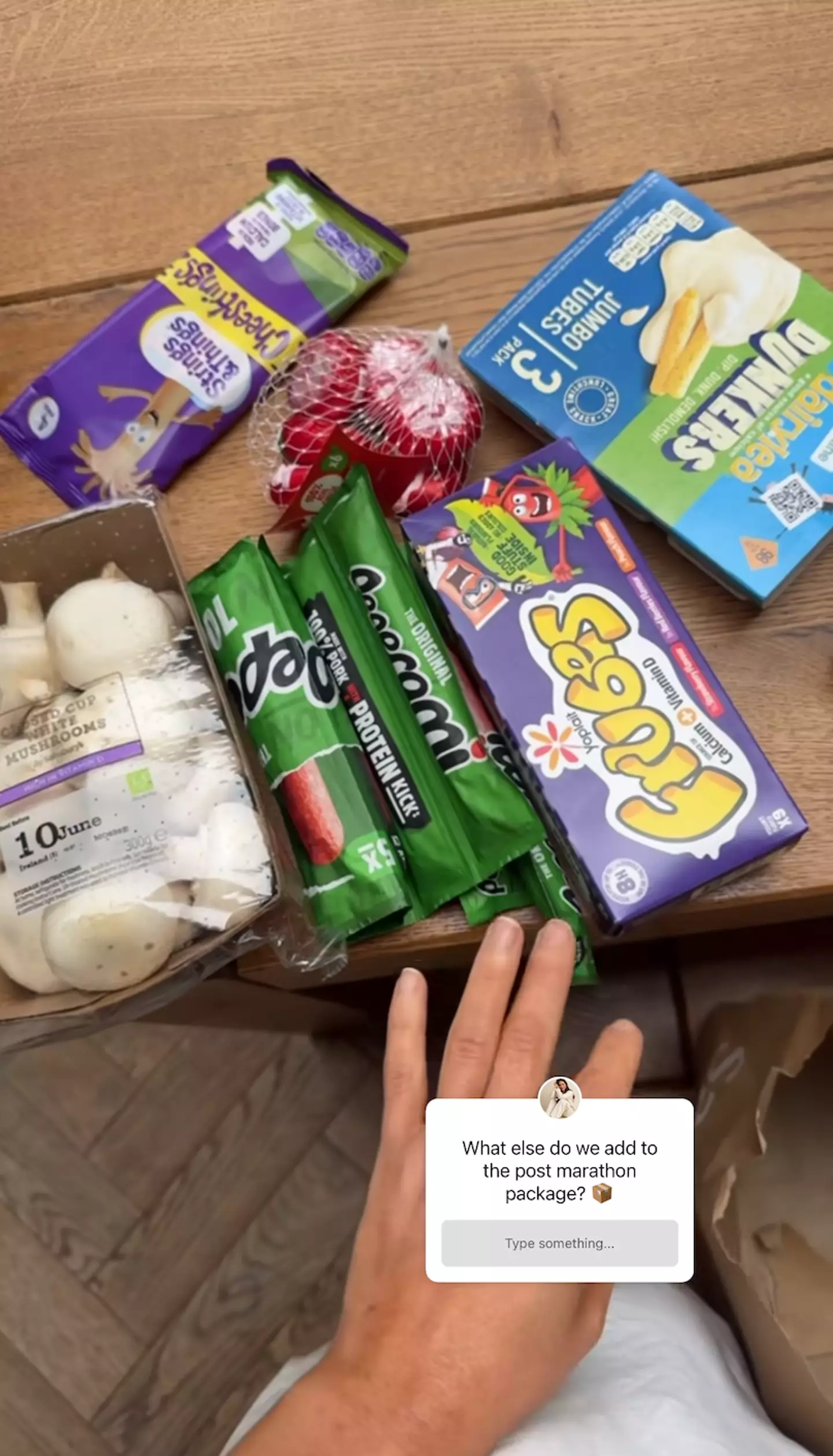 He eats 'raw, cold mushrooms like they're candy' (Instagram/@louise.thompson)