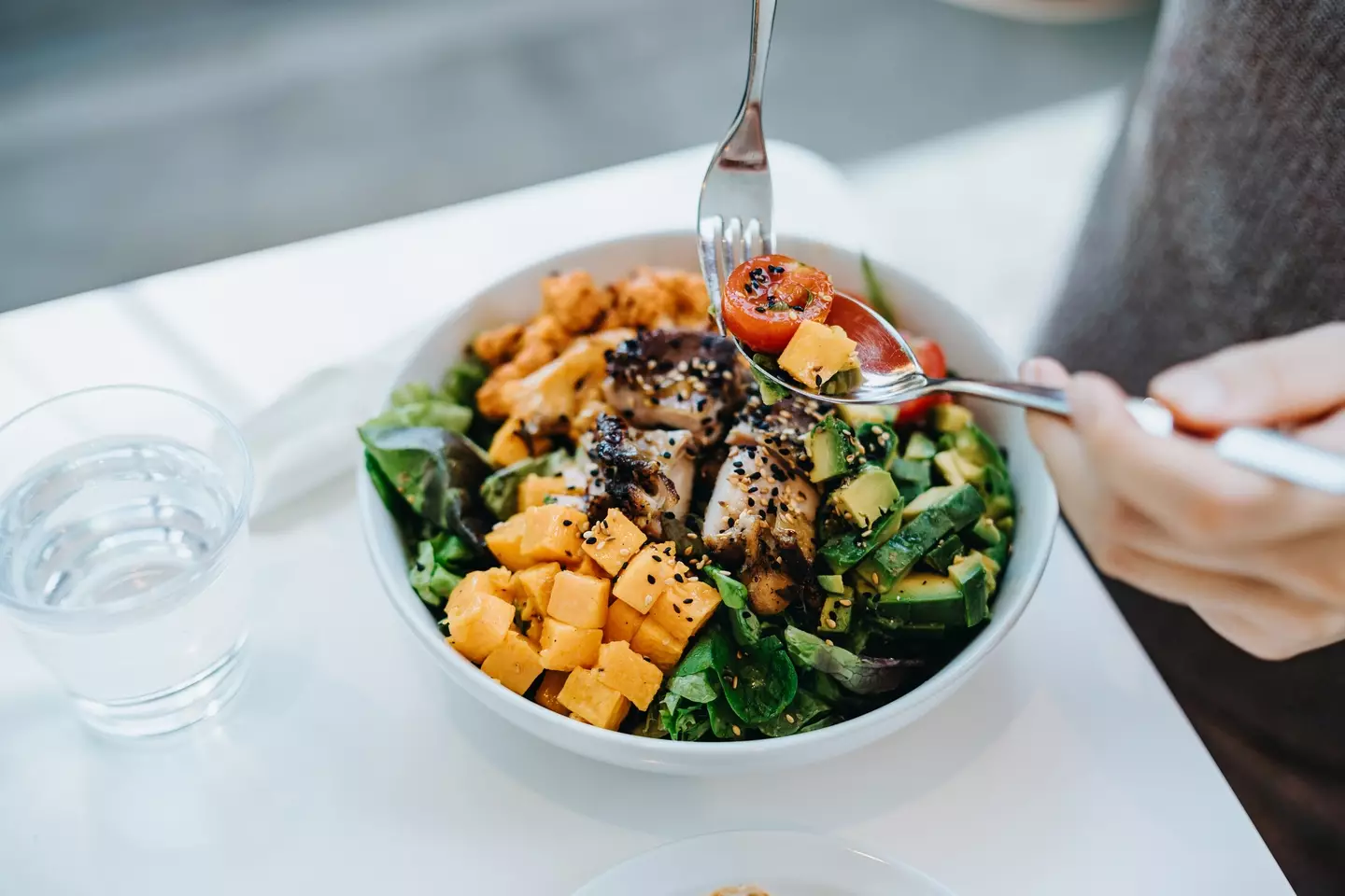 If your dish is made with lots of whole foods and looks colourful, that's generally a good sign (d3sign/Getty Images)