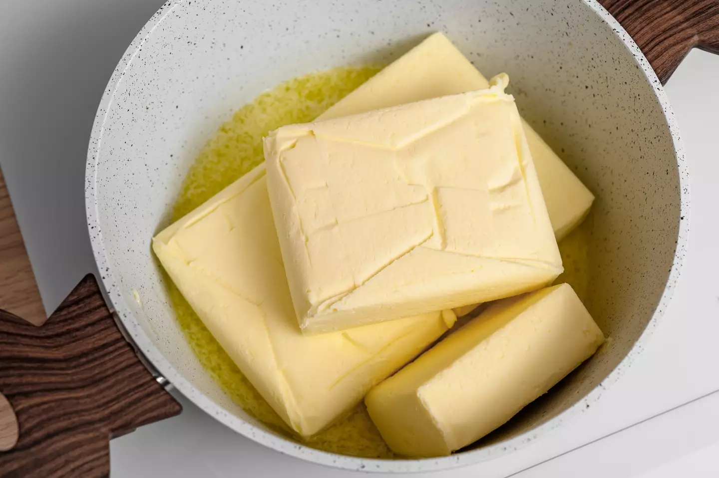 Saturated and unsaturated fats are included in the dietary guidelines (Getty Stock Image)