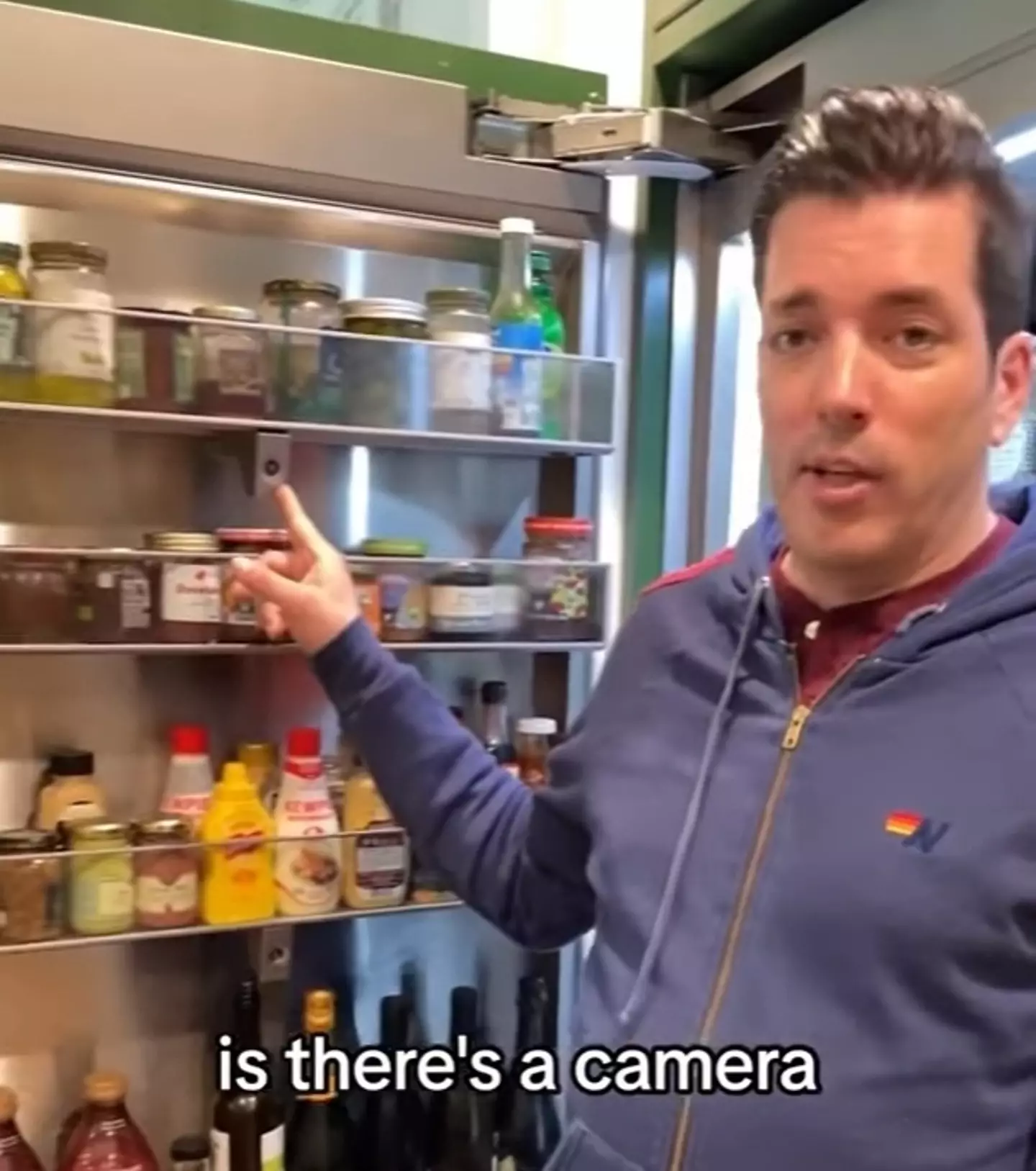 Having a camera inside your fridge has been a real lifesaver when grocery shopping (jonathanscott/Instagram)