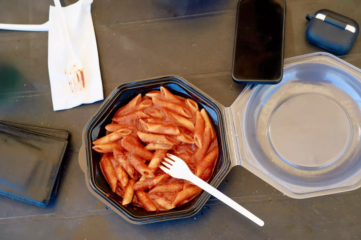 Using plastic cutlery with hot food can increase your risk of ingesting microplastics (LB Studios/Getty)