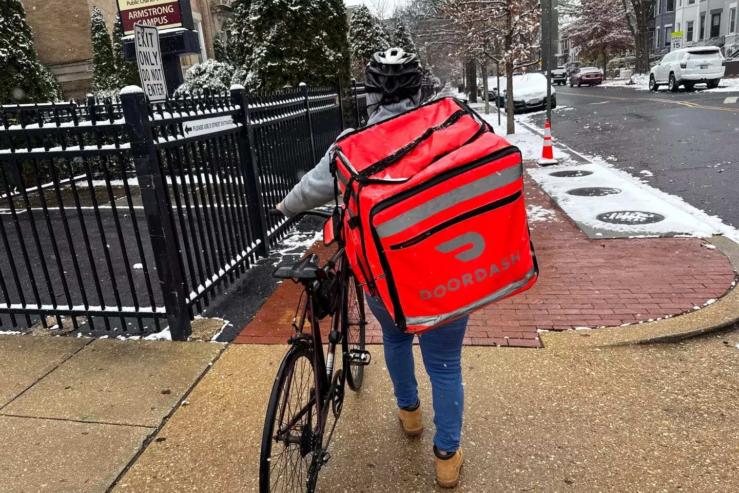 A DoorDash customer claimed he was a victim of an AI-scam (Tom Williams/CQ-Roll Call, Inc via Getty Images)