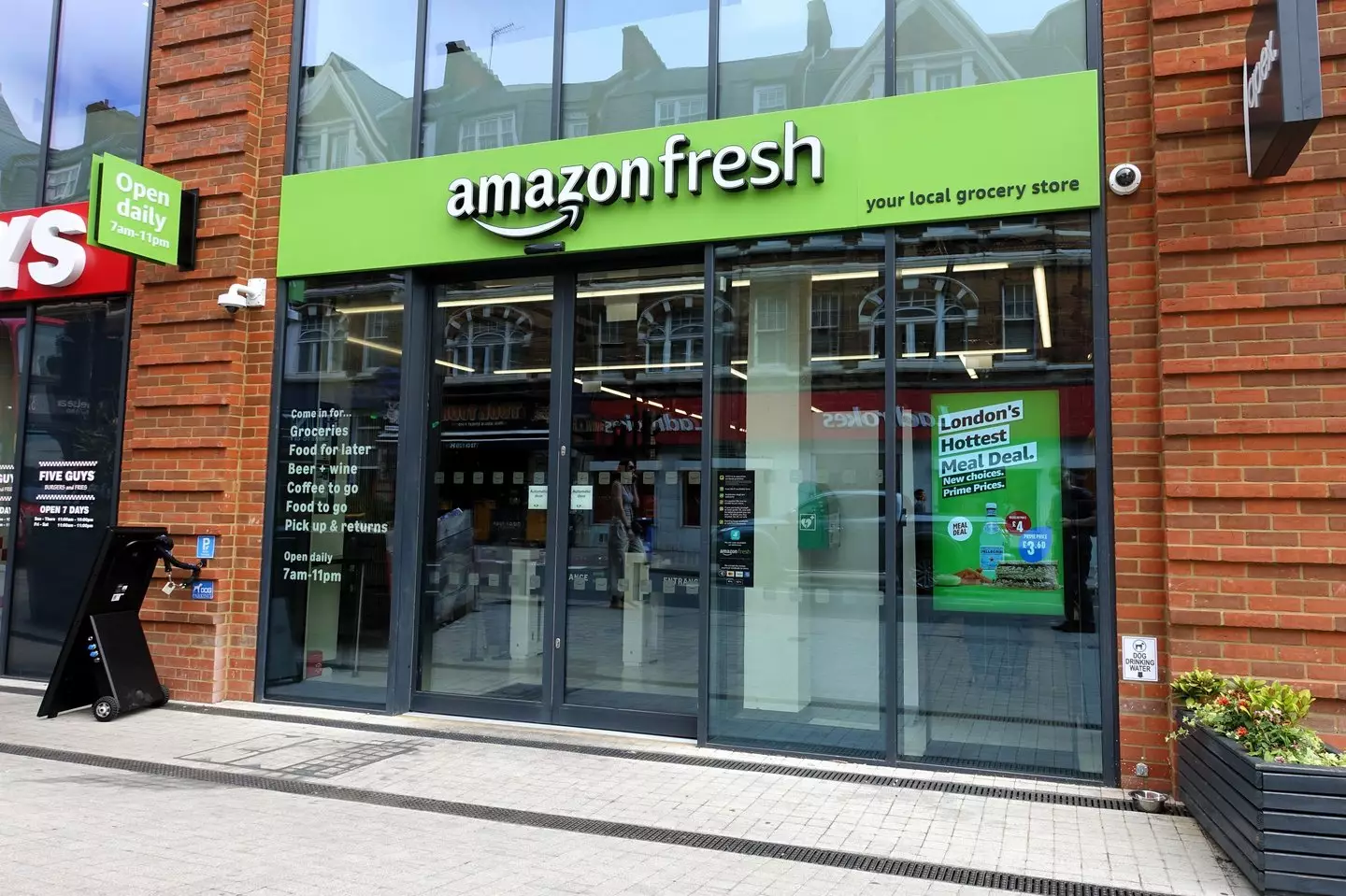 Amazon has cancelled it's Fresh grocery and convenient Go store concepts (Peter Fleming/Getty Stock Image)