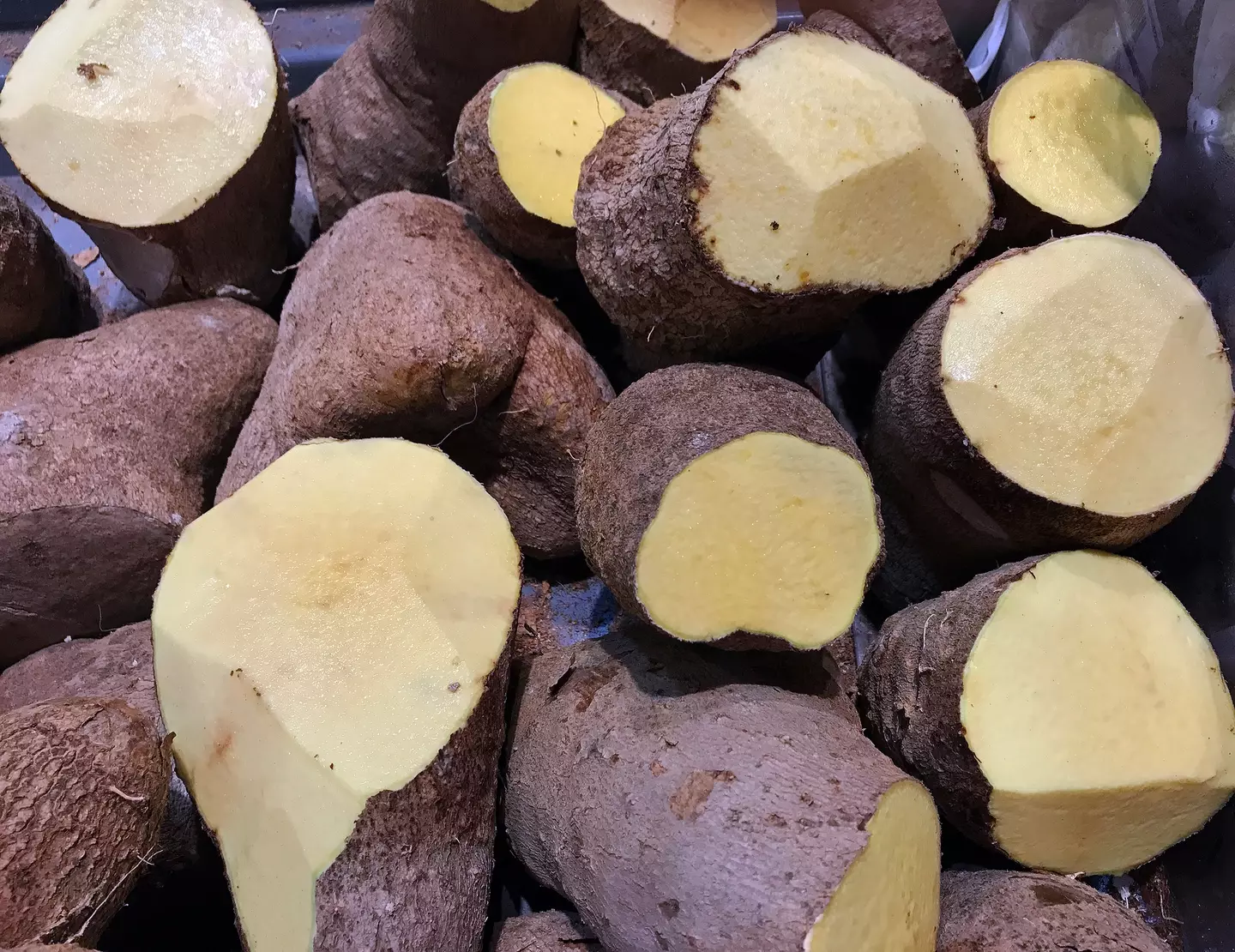 Yams are often mistakenly liked to sweet potatoes (Zen Rial/Getty Images)