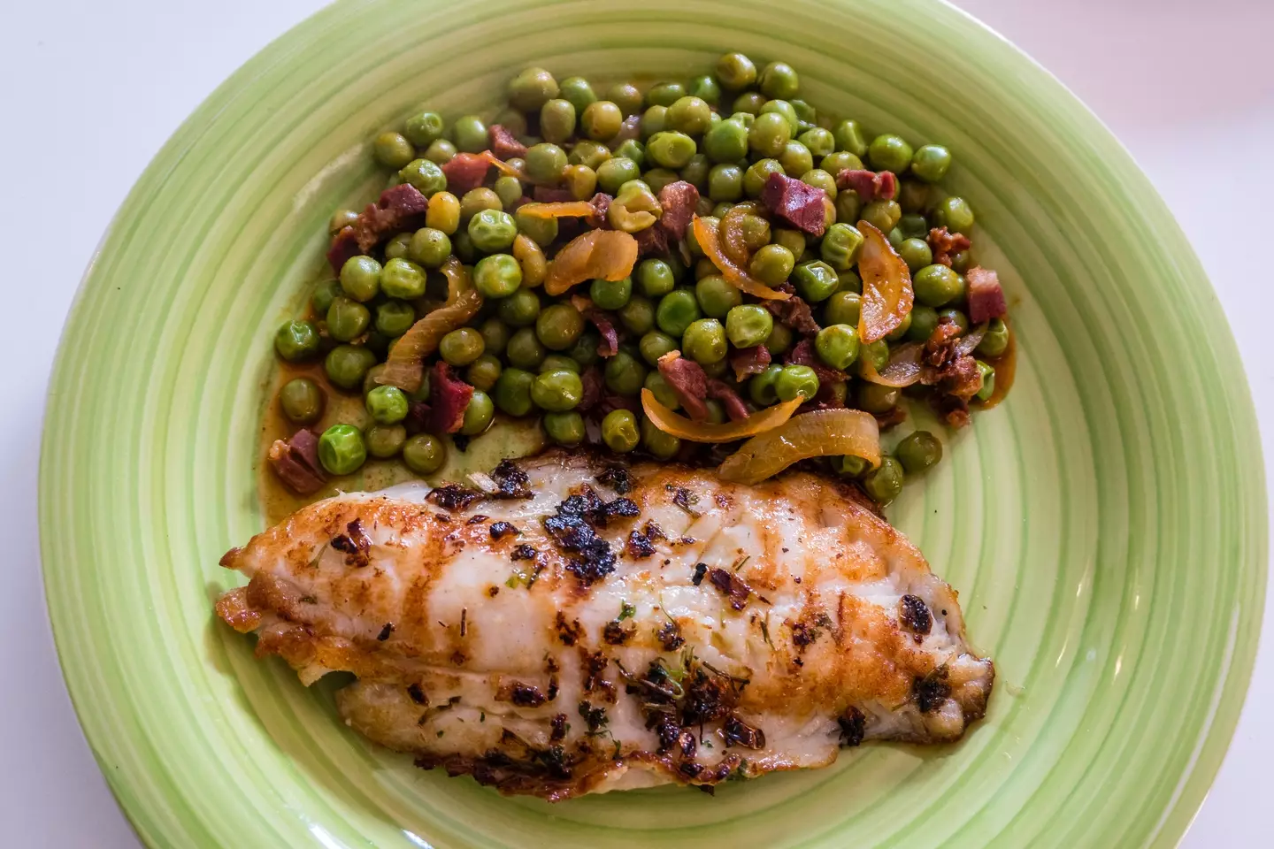 Low-mercury fish that quietly contribute essential nutrients to a balanced diet (Santiago Urquijo/Getty Images)