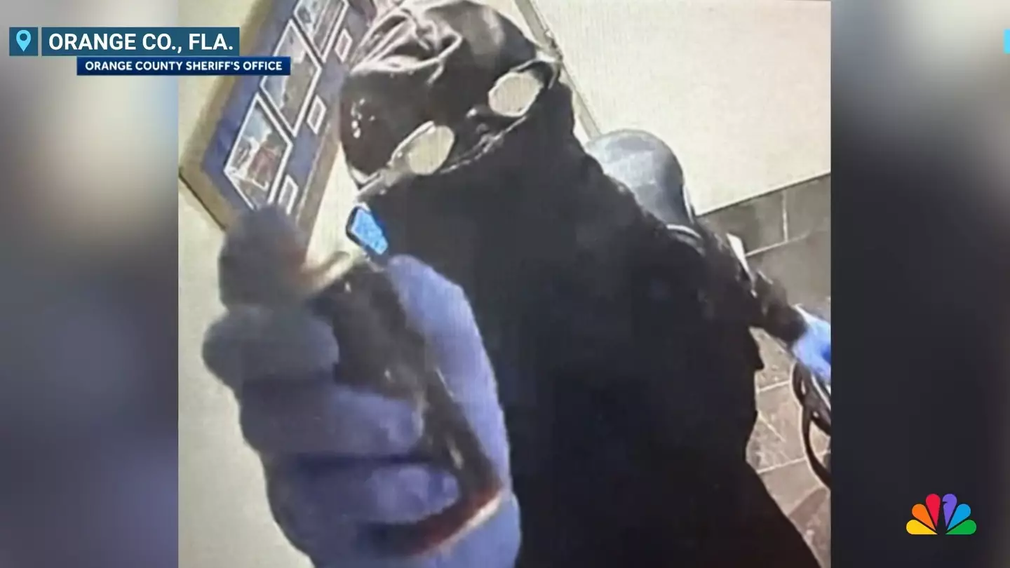 The robber of the Disney Springs Florida restaurant in scuba gear (NBC News)