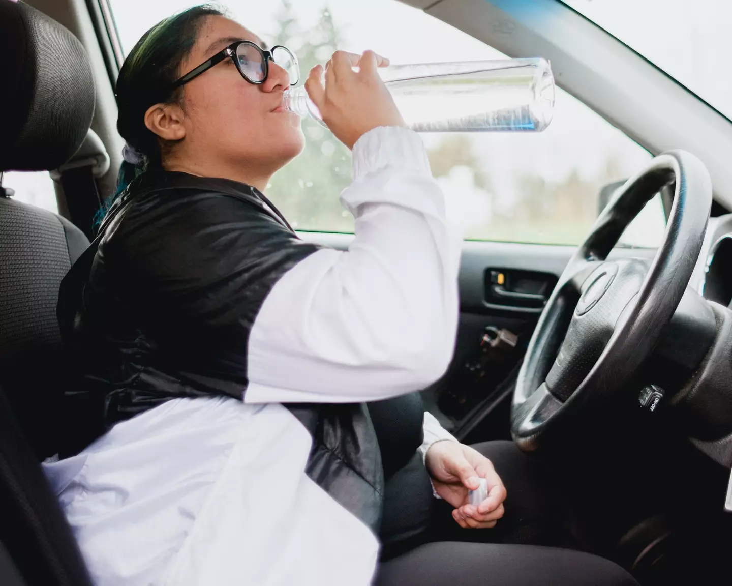 You could get a metal reusable bottle instead (Jackyenjoyphotography/Getty)