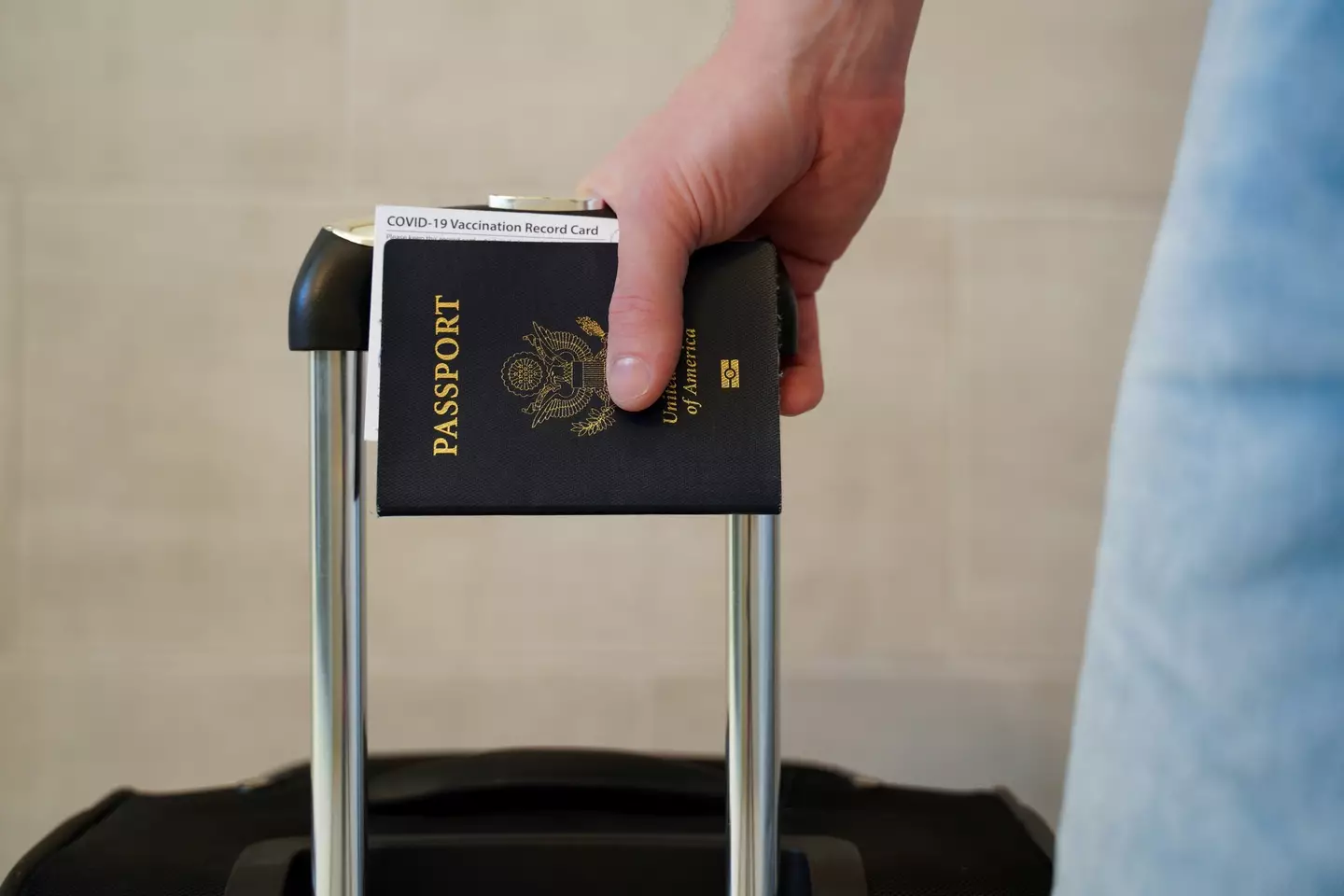 Be sure to declare all restricted goods (Blake Callahan/Getty Images)