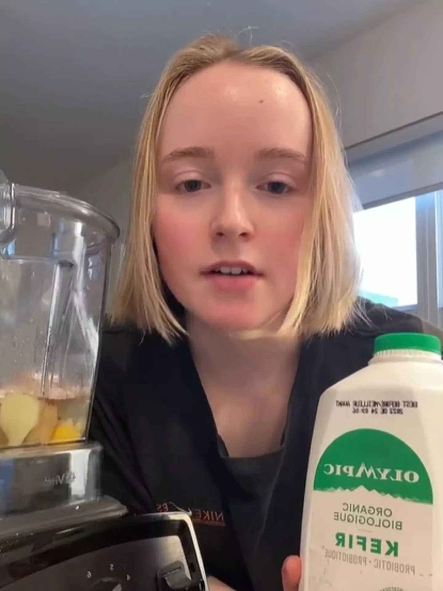 It's unclear whether Mack Z is just a whacky character (@healthwmac/TikTok)