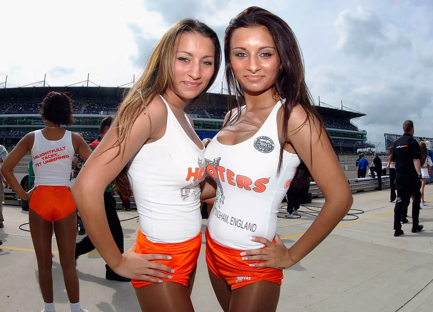 Hooters’ new owners are reviving the brand’s classic, athletic-inspired look (Carl De Souza/Getty Images)