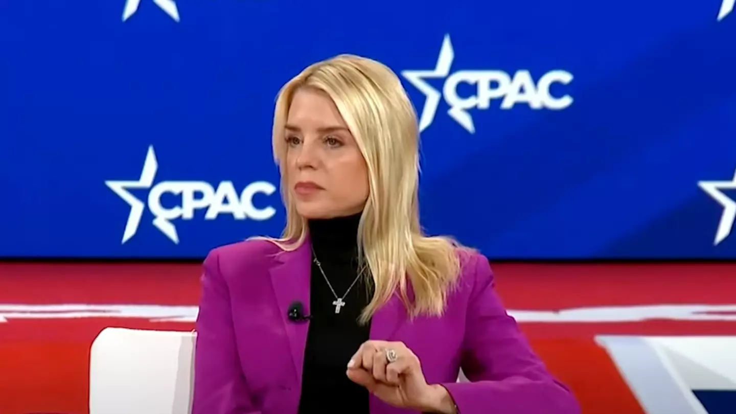 Donald Trump’s attorney general makes eerie three-word threat to anyone who ‘opposes’ president