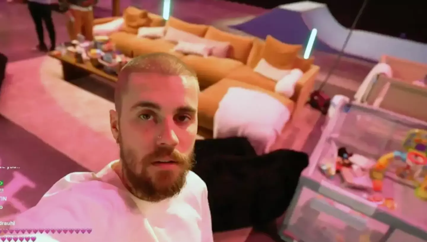 Bieber began streaming on Twitch last month (Twitch)