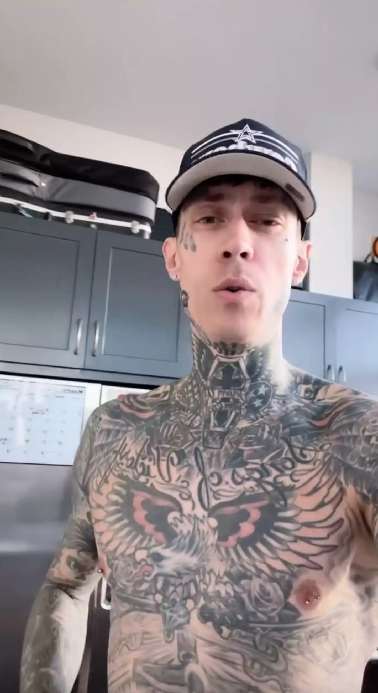 Miley Cyrus' older brother, Trace, has taken to social media to launch a scathing attack towards Katy Perry (Instagram/@tracecyrus)