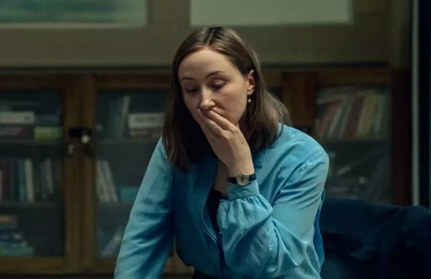 Psychologist Briony Ariston dons a blue shirt in her session with Jamie in Adolescence (Netflix)