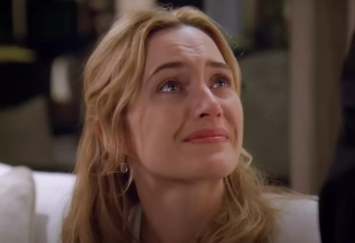 Kate Winslet was 30 when she took on the role of Iris (Universal Pictures)