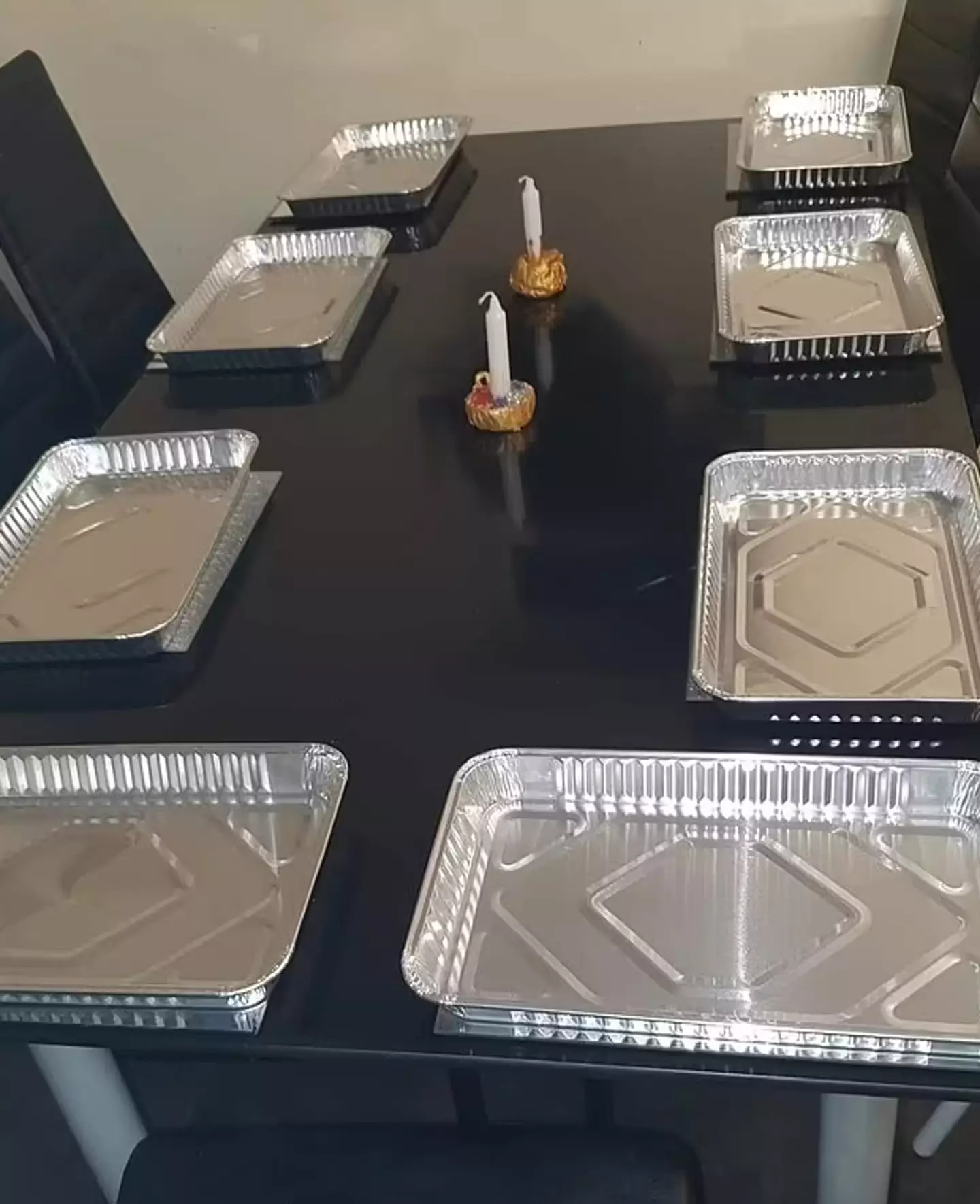 The foil trays are highly controversial.