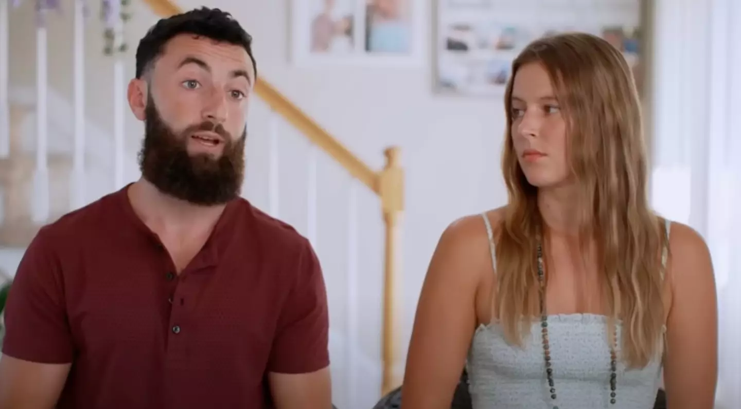 The couple met after Aubrey slid into Nick's DMs. (TLC)