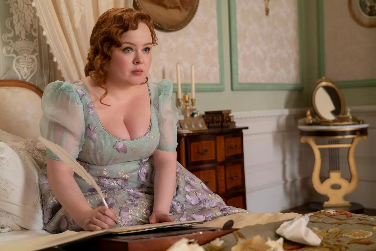 Penelope must figure out whether or not to tell Colin she is Lady Whistledown. (Netflix)