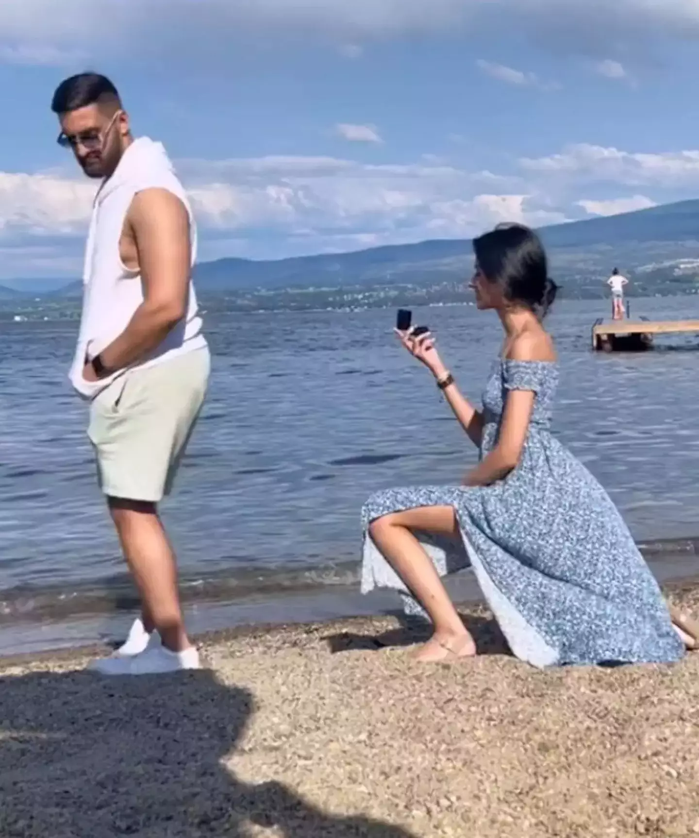 Sukhmin's proposal video went viral.