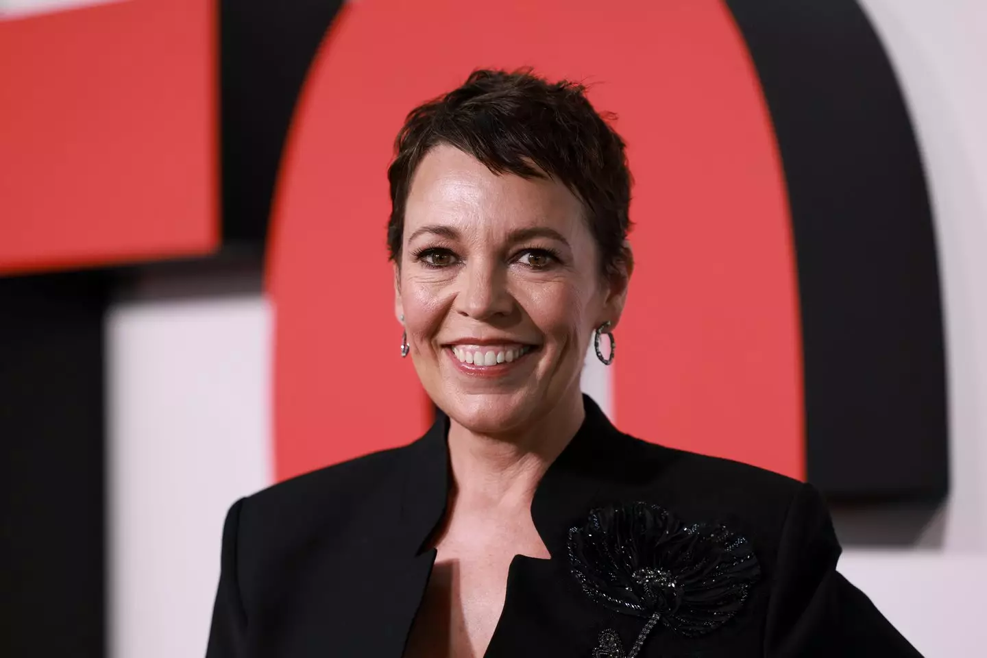 Olivia Colman is reflecting on her gender identity (Dimitrios Kambouris/Getty Images)