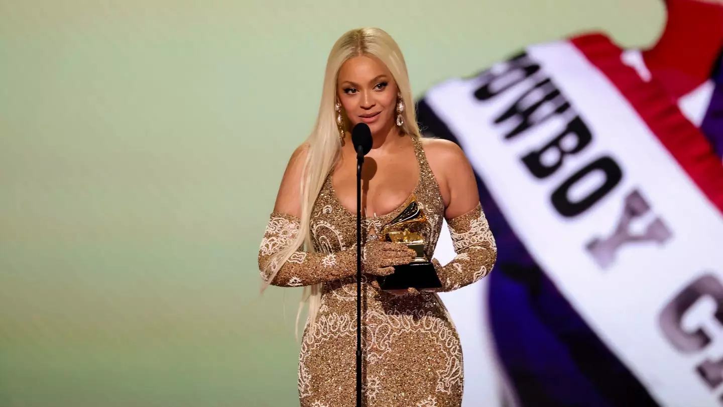 Grammys viewers were quick to spot singer's 'fuming' reaction after Beyoncé won best country album