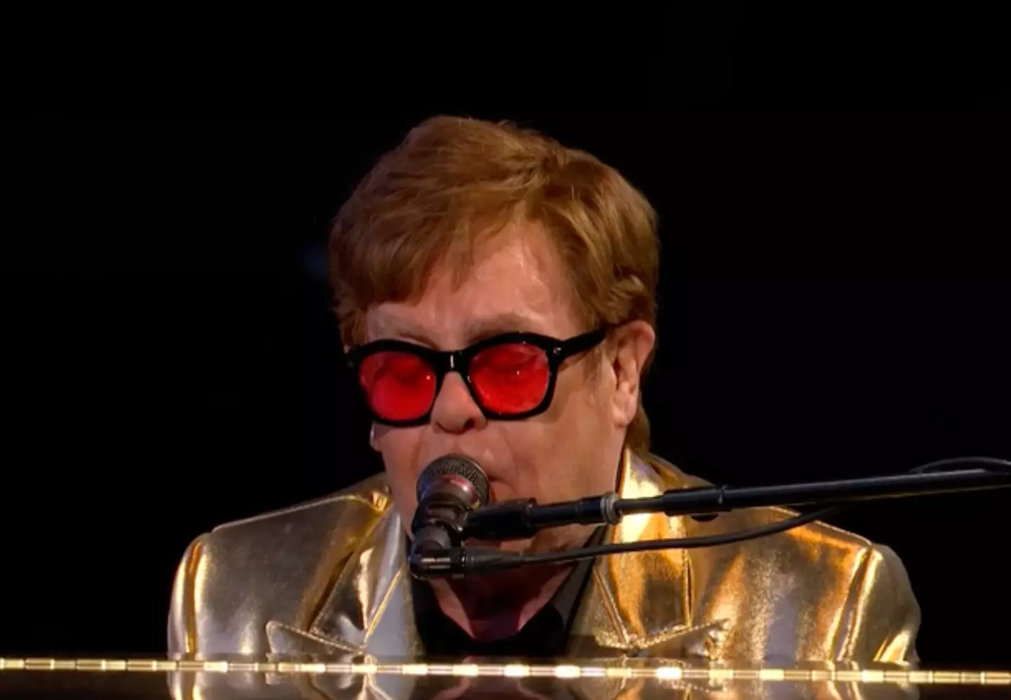 Elton John gave a mega performance for the crowd at Glastonbury.