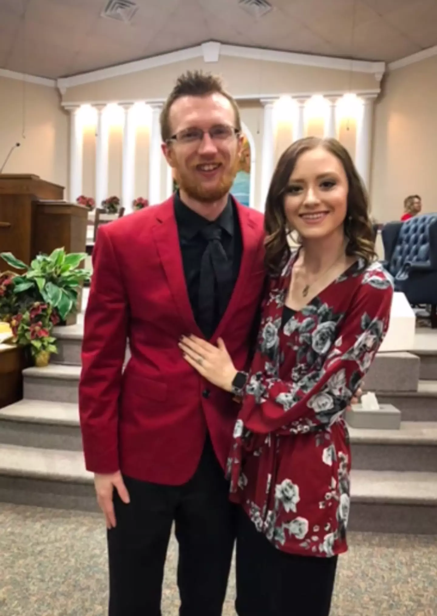 An unfortunate wardrobe malfunction. (TikTok/@teampierce)