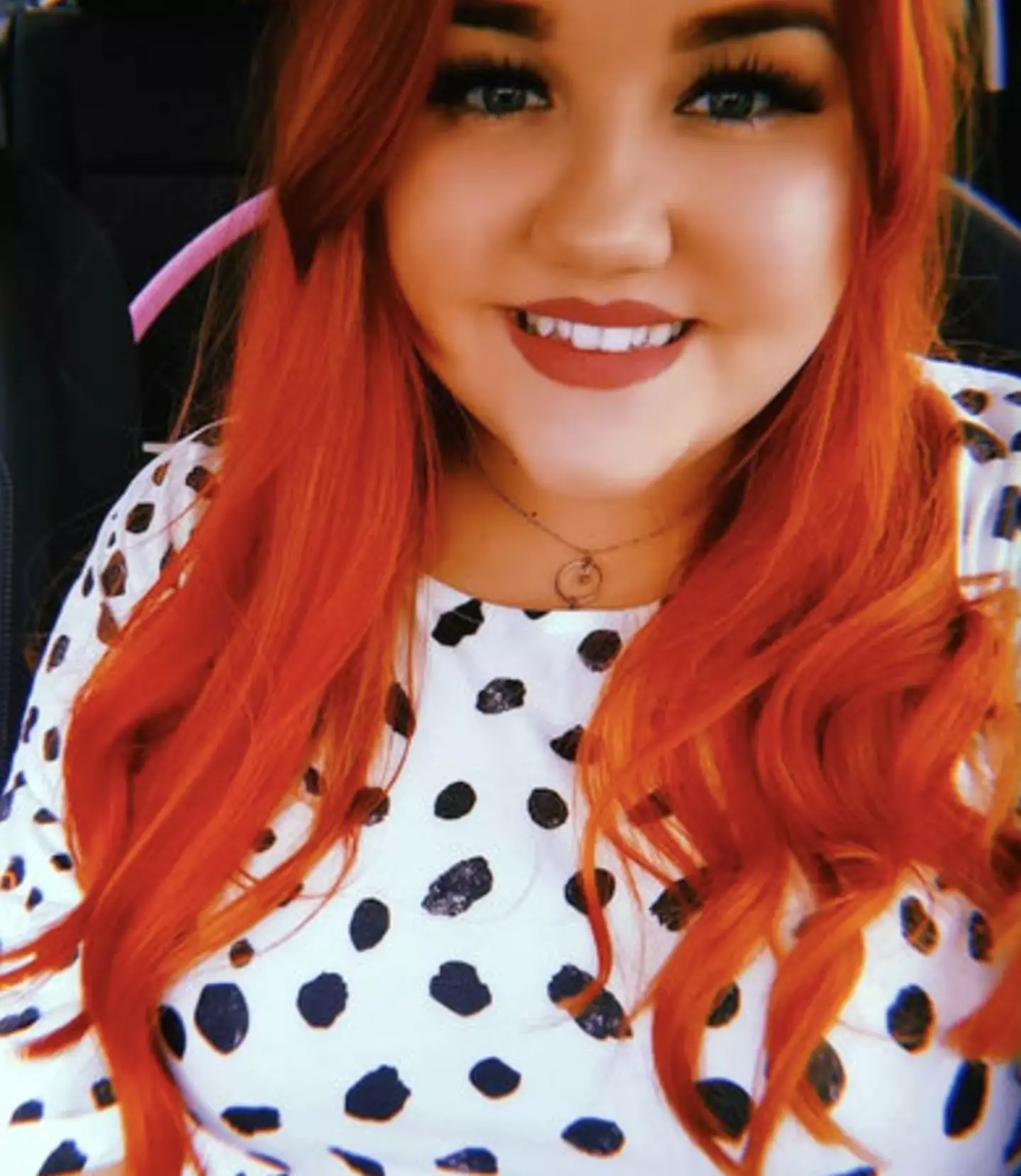 Billie uses the lolly stick trick.