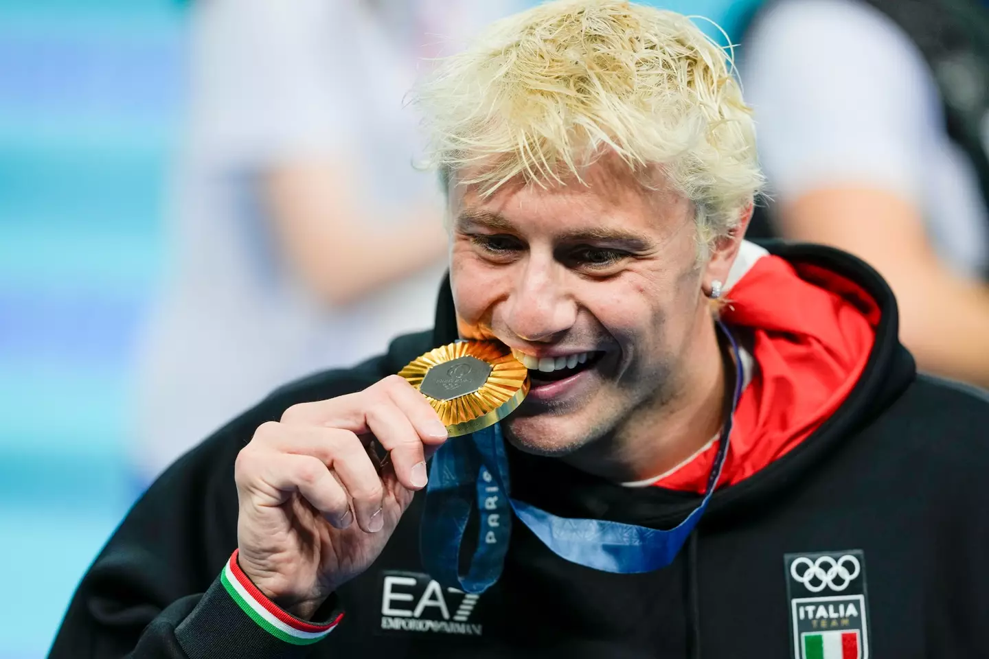 Each gold medal contains a segment made of iron for a pretty special reason. (Jari Pestelacci/Eurasia Sport Images/Getty Images)