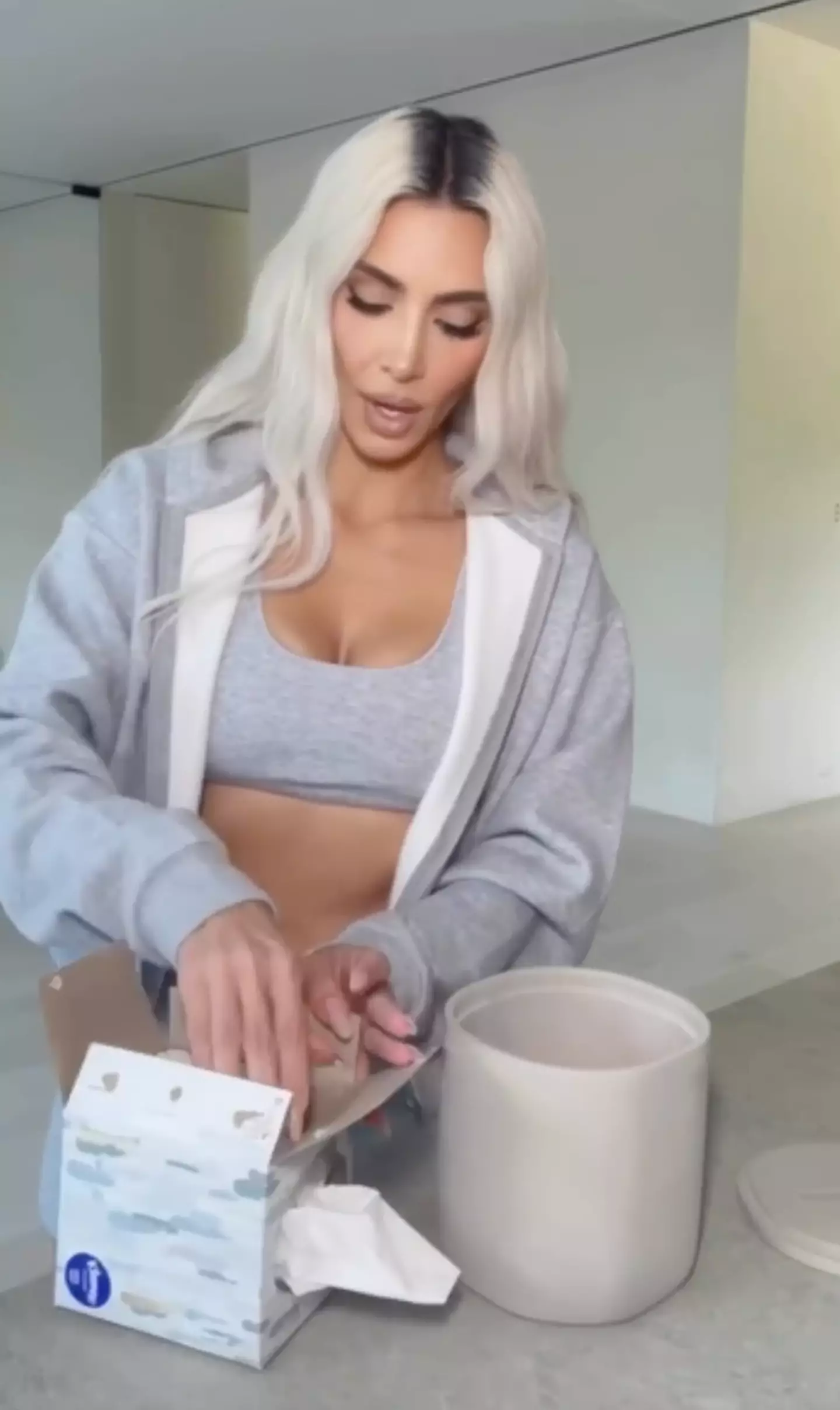 Kim baffled fans after she gave a demonstration on how to put tissues into a tissue holder.
