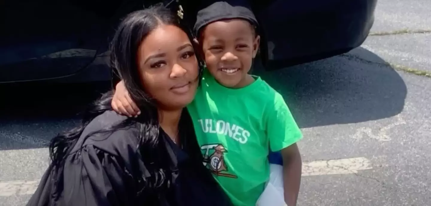 Smith was nine weeks pregnant when she fell ill (facebook/Adriana Smith)