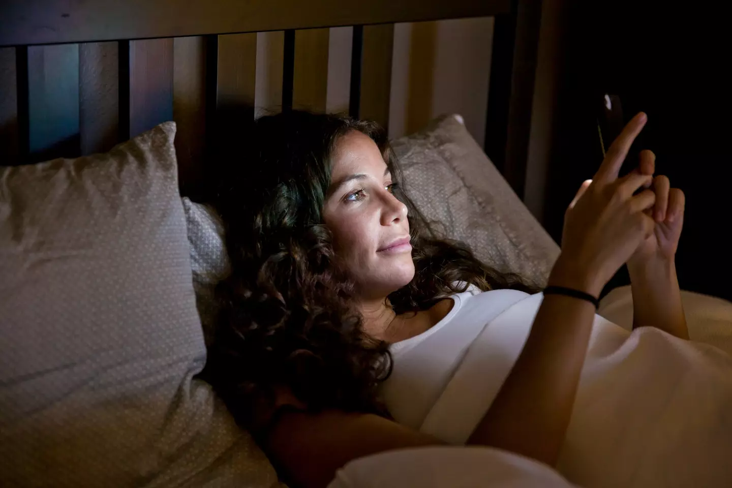 There are apparently a heap of benefits associated with 'bed rotting'. (becon / Getty Images)