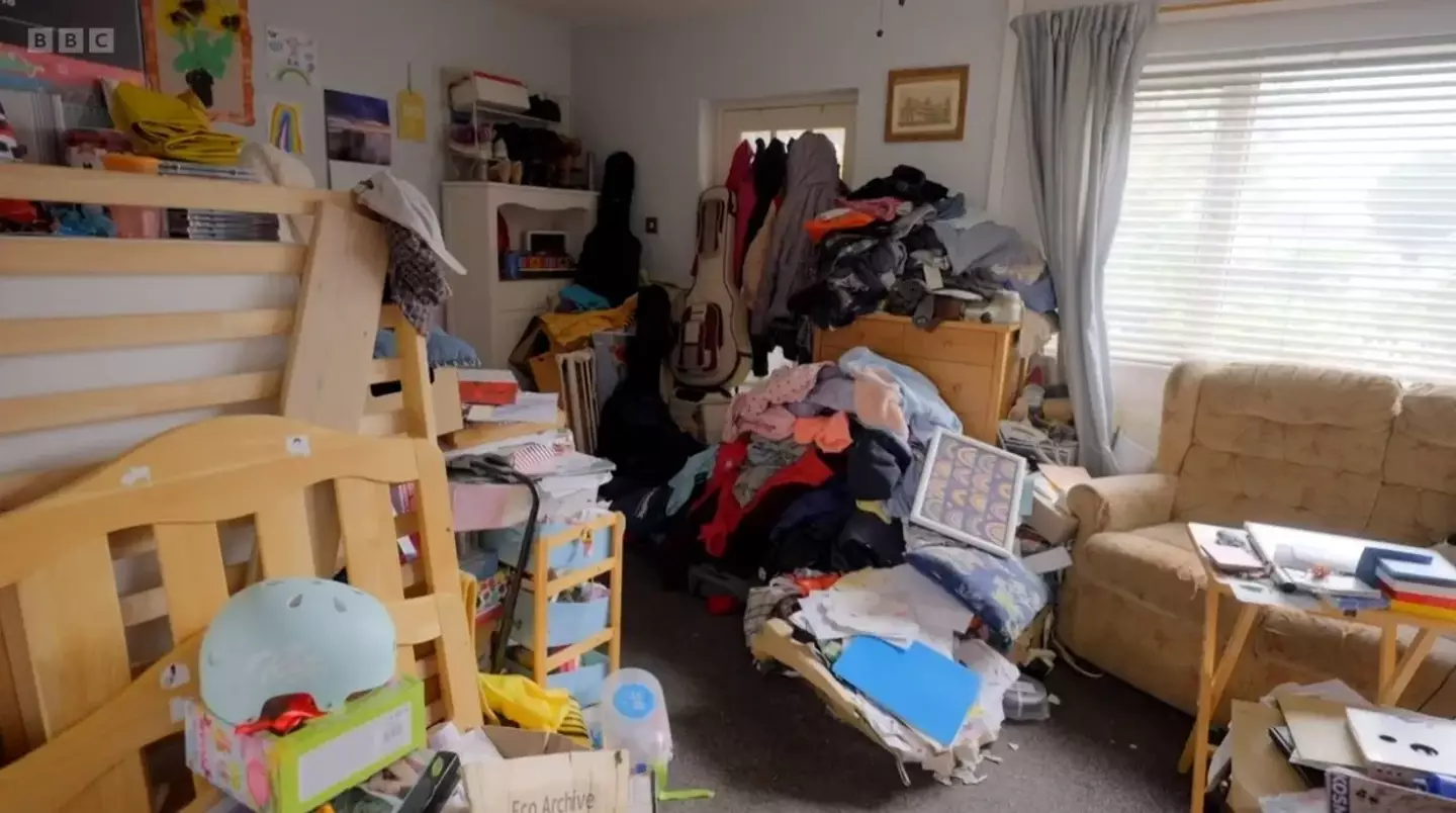 Stacey and the team were put to work decluttering the home.