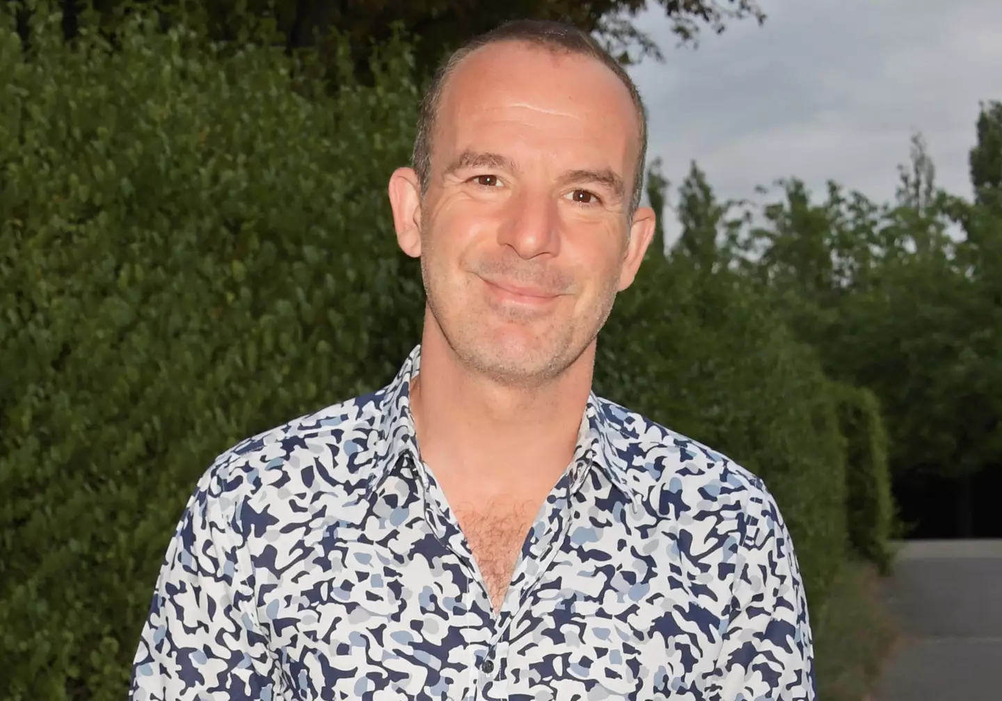 Martin Lewis is sorry for bringing up Christmas so soon but he's got some money saving advice for you.