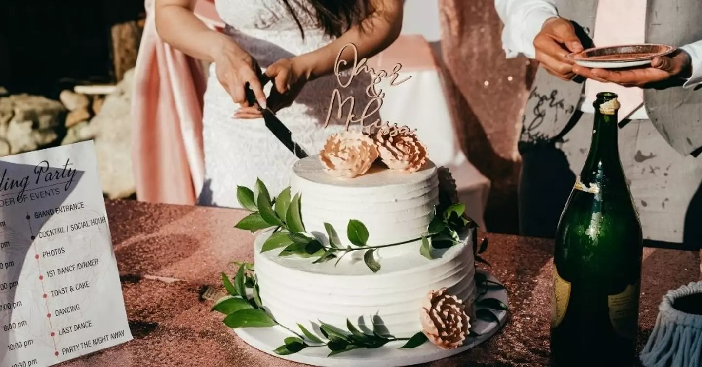 Shoving wedding cake in each other's faces is a red flag. (