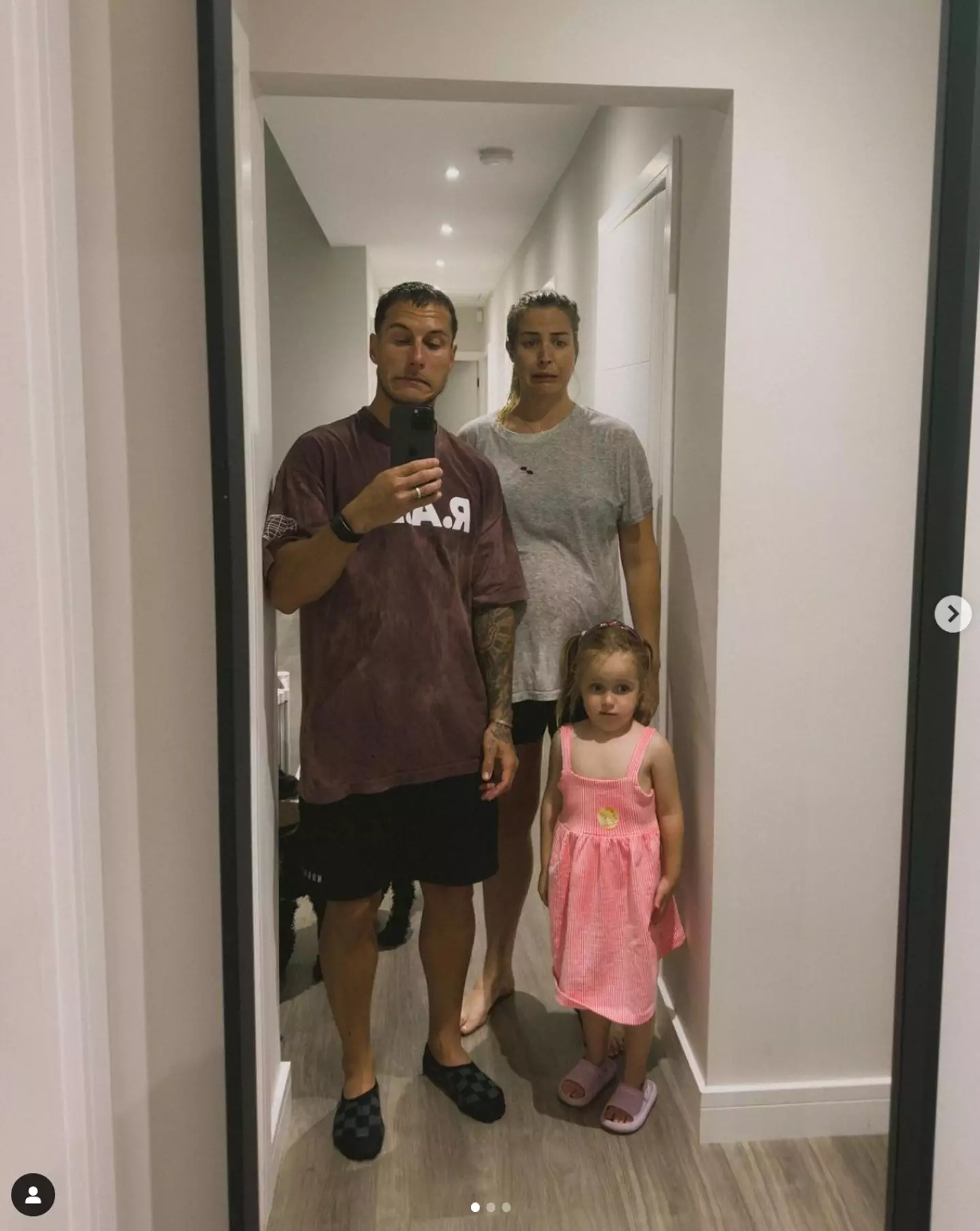 Gemma, Gorka and their daughter Mia.