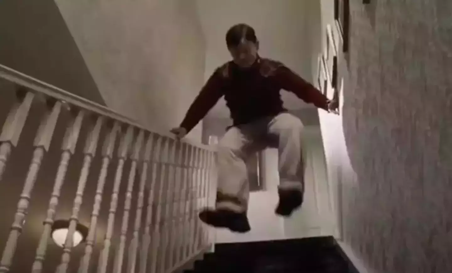 Here comes Dudley (Warner Bros.)