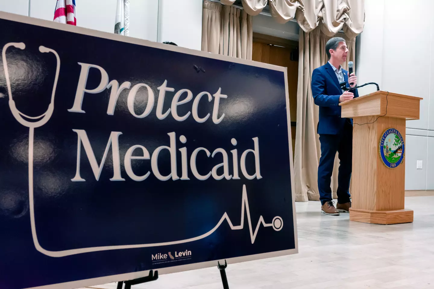 A number of paediatricians have spoken out (Leonard Ortiz/MediaNews Group/Orange County Register via Getty Images)