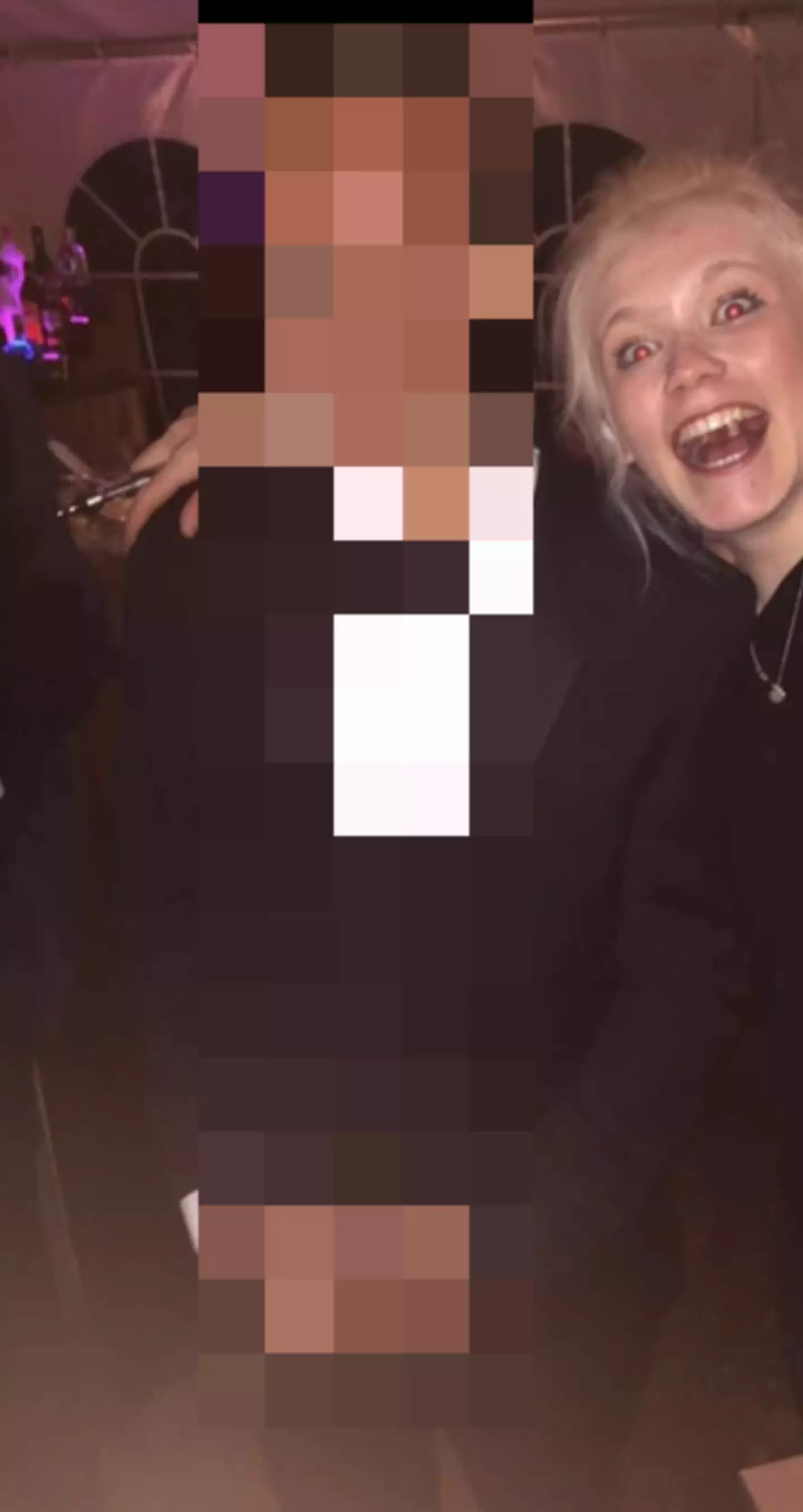 My 2016 vape ruining a lovely photo with this pixelated man (Tyla)