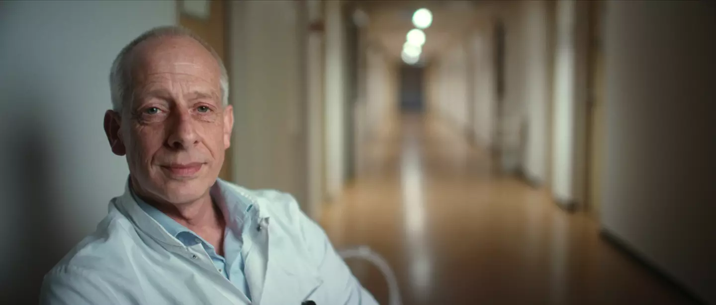 Clinical embryologist, Dr. Max Curfs, explained the risk of 'consanguinity' following Meijer's actions. (Netflix)