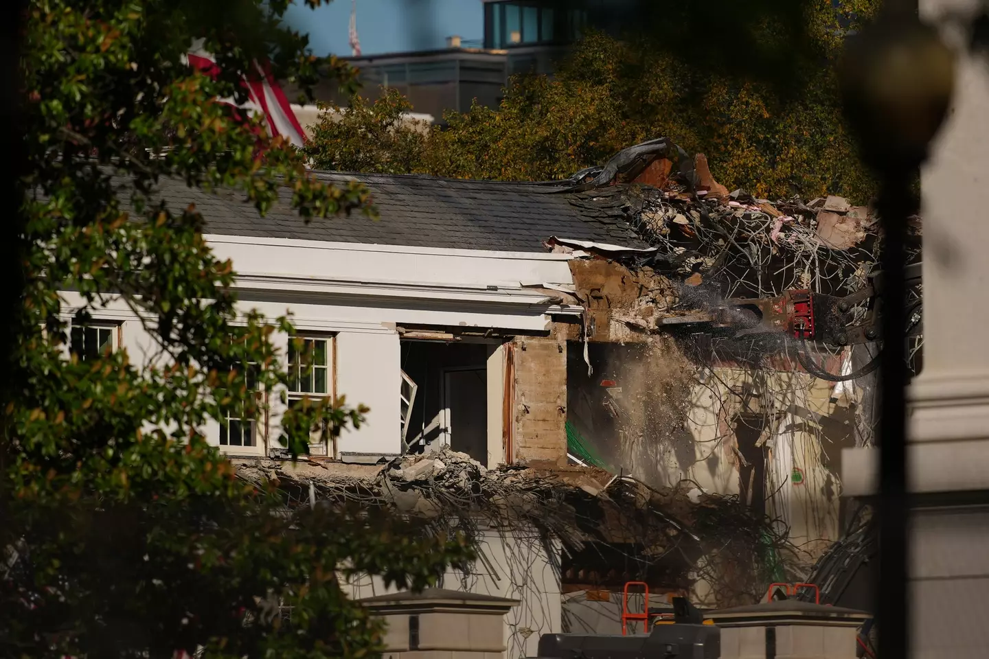 Pictures show the White House renovations (Andrew Harnik/Getty Images)