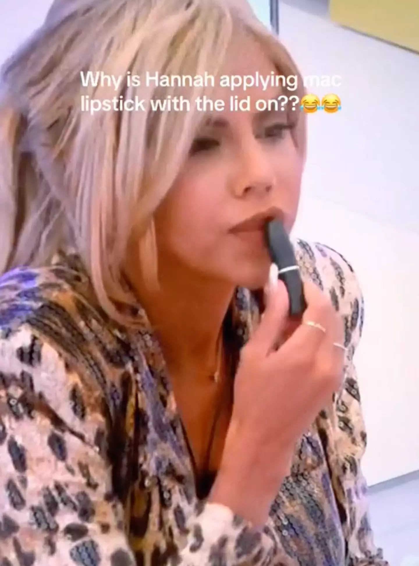 Viewers wondered whether Hannah was trying out a new beauty 'technique'.